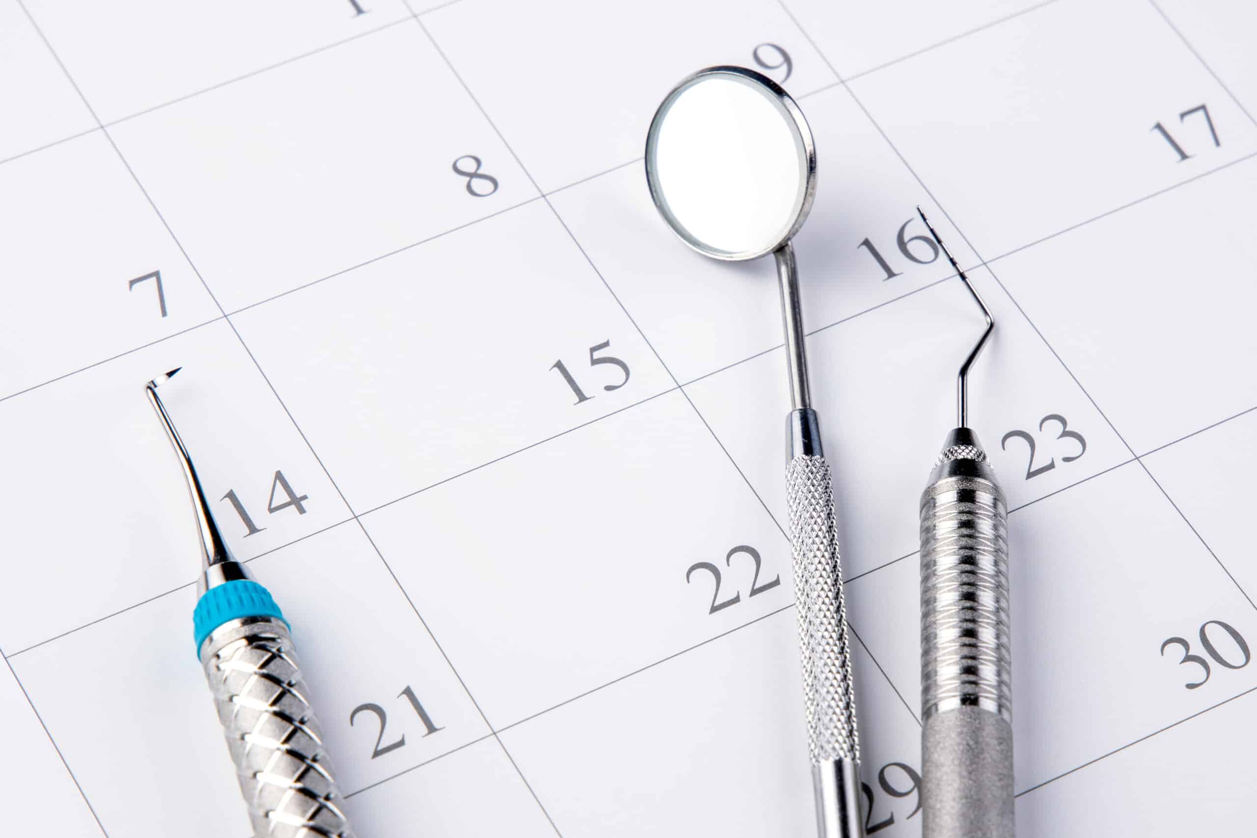 Reminder dentist appointment in calendar and professional dental